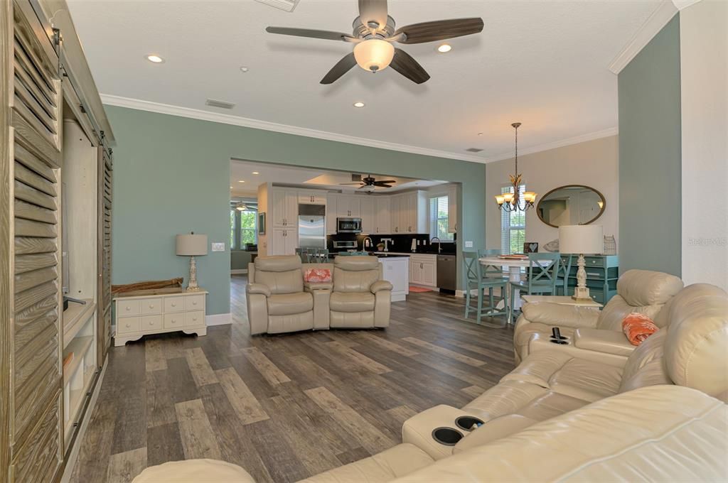 For Sale: $534,900 (4 beds, 3 baths, 2320 Square Feet)