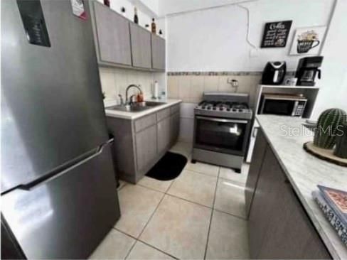 For Sale: $180,000 (5 beds, 3 baths, 1518 Square Feet)