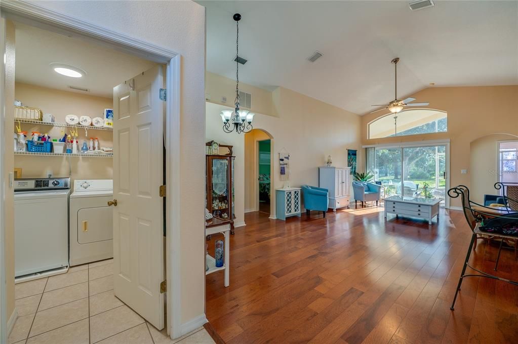 Active With Contract: $360,000 (3 beds, 2 baths, 1499 Square Feet)