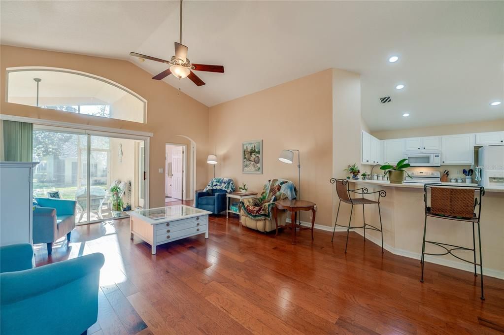 Active With Contract: $360,000 (3 beds, 2 baths, 1499 Square Feet)