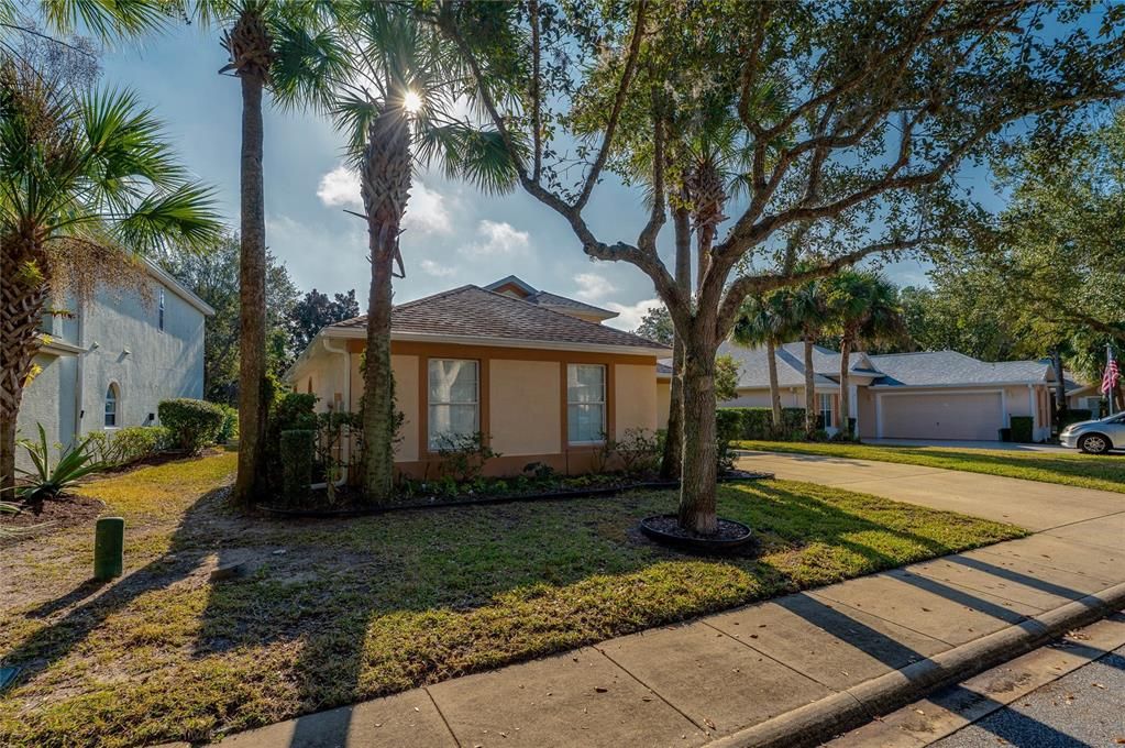 Active With Contract: $360,000 (3 beds, 2 baths, 1499 Square Feet)