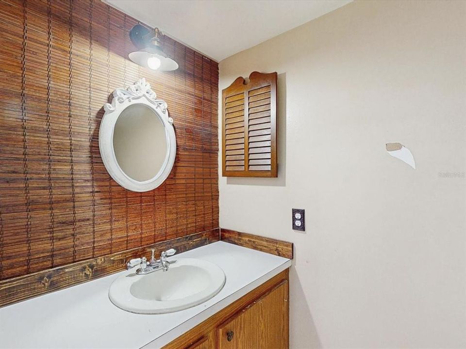 Activo con contrato: $239,900 (3 camas, 2 baños, 1532 Pies cuadrados)
