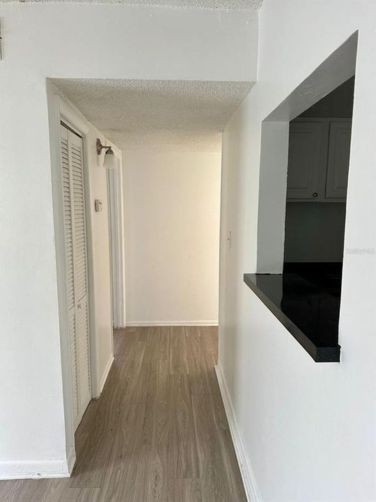 For Rent: $1,450 (2 beds, 1 baths, 850 Square Feet)