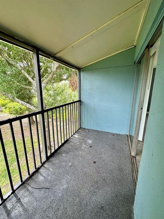 For Rent: $1,450 (2 beds, 1 baths, 850 Square Feet)