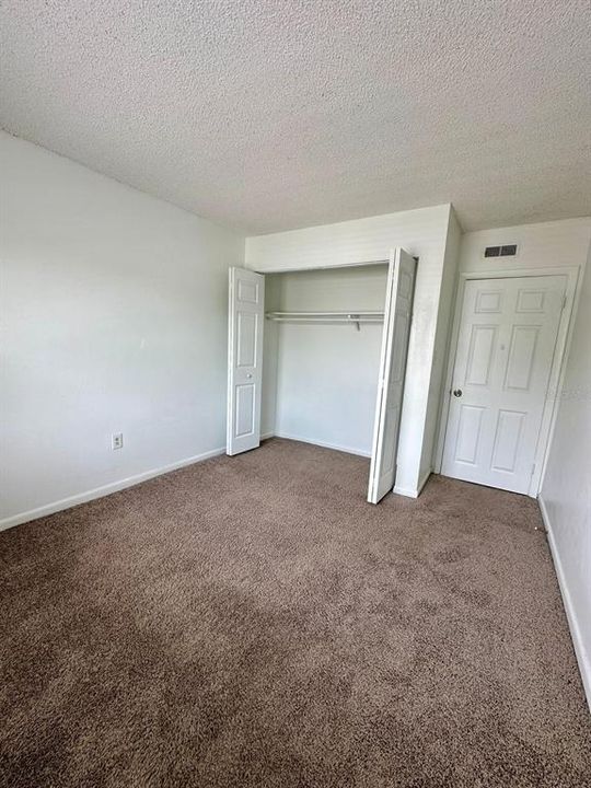 For Rent: $1,450 (2 beds, 1 baths, 850 Square Feet)
