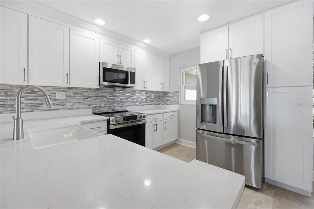 На продажу: $260,000 (2 спален, 2 ванн, 1584 Квадратных фут)