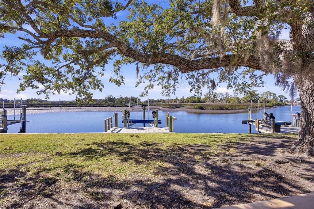 На продажу: $260,000 (2 спален, 2 ванн, 1584 Квадратных фут)