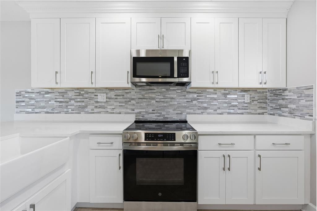 На продажу: $260,000 (2 спален, 2 ванн, 1584 Квадратных фут)