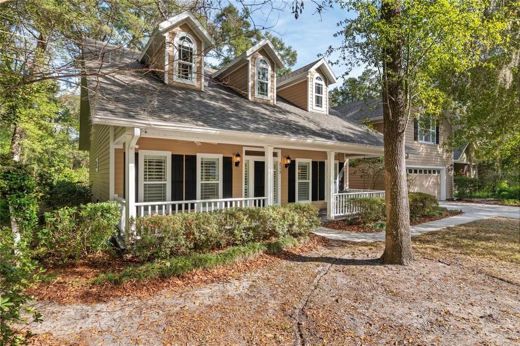 For Sale: $569,900 (4 beds, 3 baths, 2816 Square Feet)