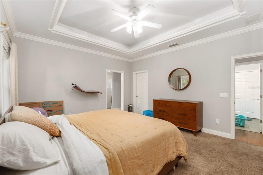 For Sale: $569,900 (4 beds, 3 baths, 2816 Square Feet)