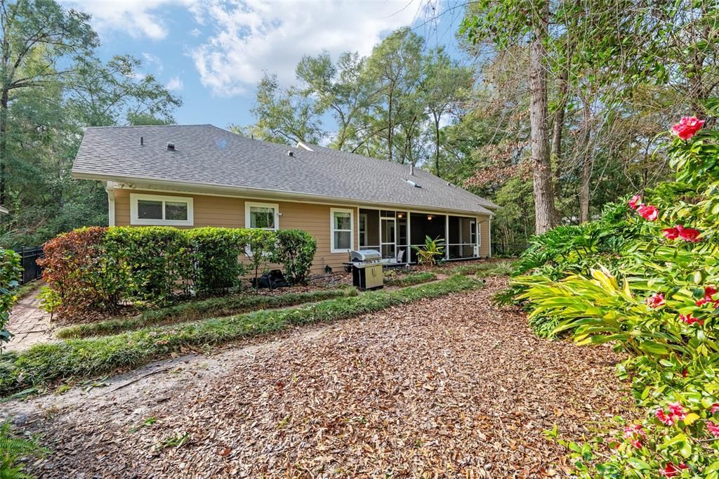 For Sale: $569,900 (4 beds, 3 baths, 2816 Square Feet)