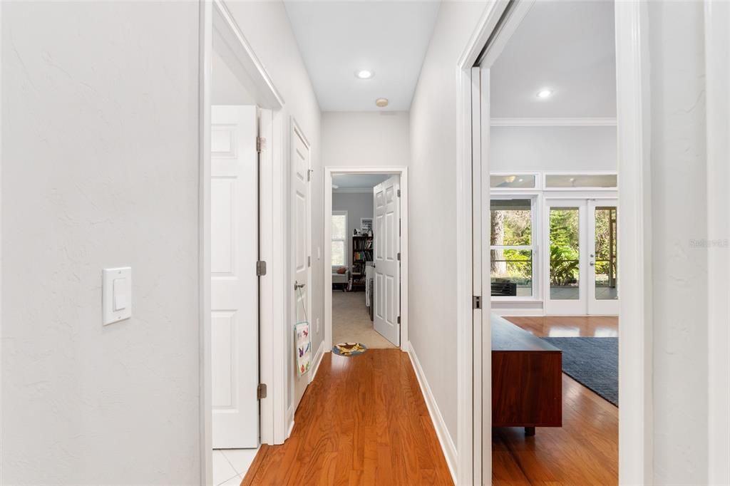 For Sale: $569,900 (4 beds, 3 baths, 2816 Square Feet)