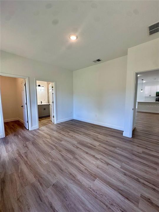 В аренду: $1,995 (3 спален, 2 ванн, 1642 Квадратных фут)