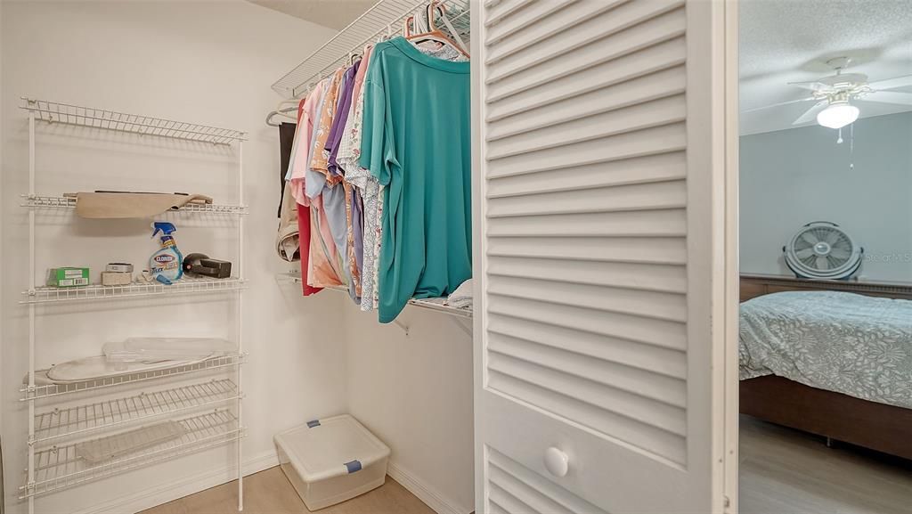 Activo con contrato: $275,000 (2 camas, 2 baños, 1528 Pies cuadrados)