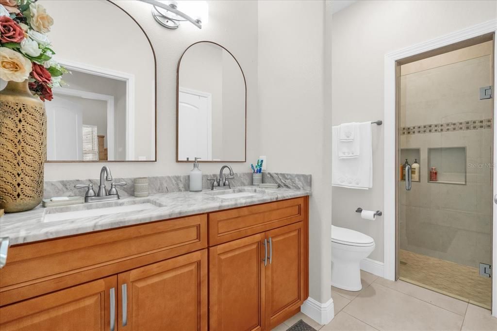 For Sale: $779,000 (6 beds, 0 baths, 3460 Square Feet)