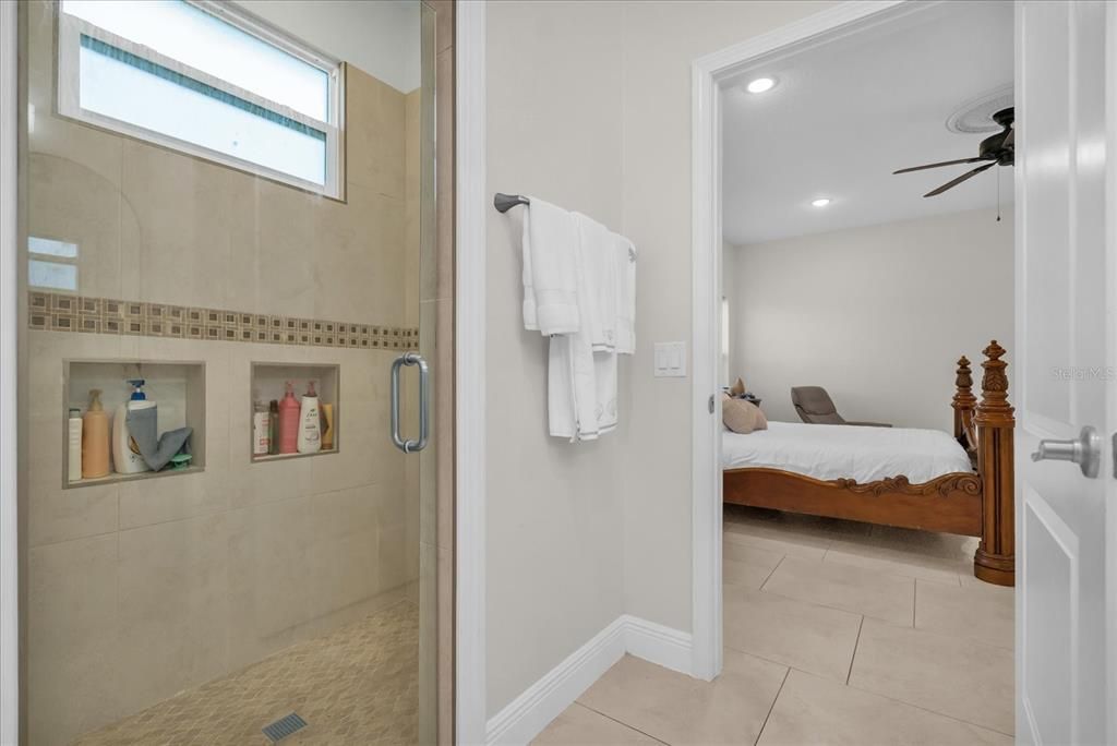 For Sale: $779,000 (6 beds, 0 baths, 3460 Square Feet)