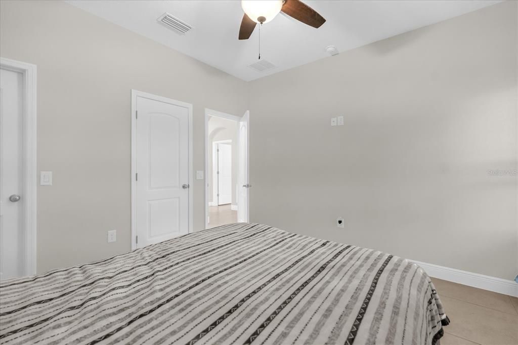 For Sale: $779,000 (6 beds, 0 baths, 3460 Square Feet)