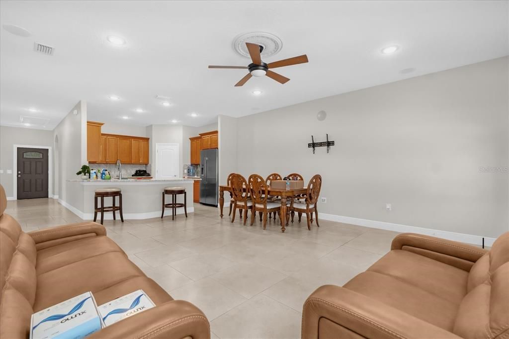 For Sale: $779,000 (6 beds, 0 baths, 3460 Square Feet)
