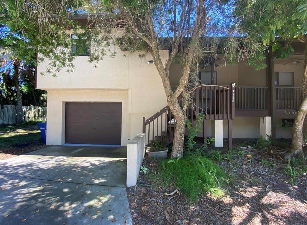 For Rent: $1,995 (3 beds, 2 baths, 1334 Square Feet)