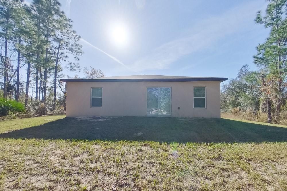 For Rent: $1,815 (4 beds, 2 baths, 1449 Square Feet)