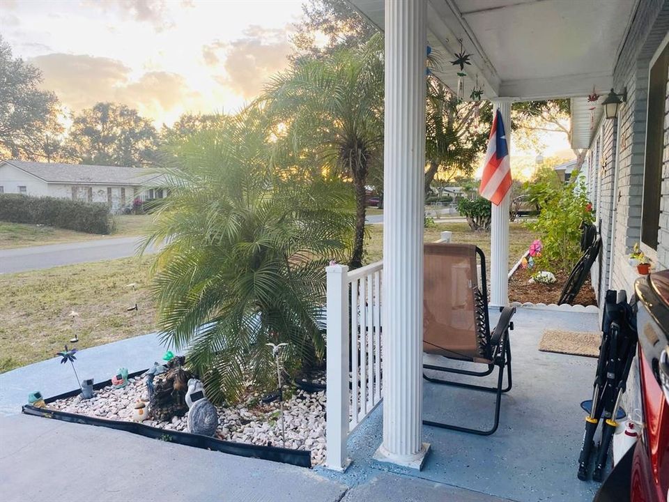 For Sale: $230,000 (3 beds, 1 baths, 1091 Square Feet)