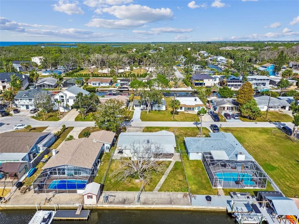 En Venta: $345,500 (2 camas, 2 baños, 1176 Pies cuadrados)