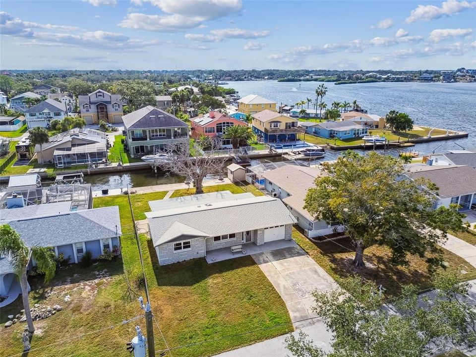 En Venta: $345,500 (2 camas, 2 baños, 1176 Pies cuadrados)