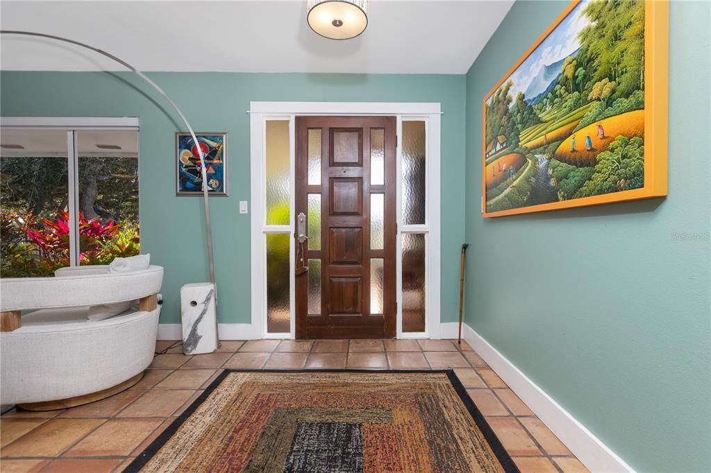 For Sale: $1,100,000 (3 beds, 2 baths, 1658 Square Feet)