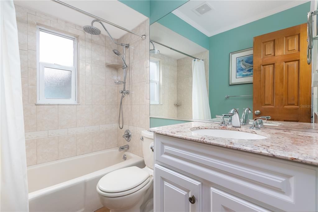 For Sale: $1,100,000 (3 beds, 2 baths, 1658 Square Feet)