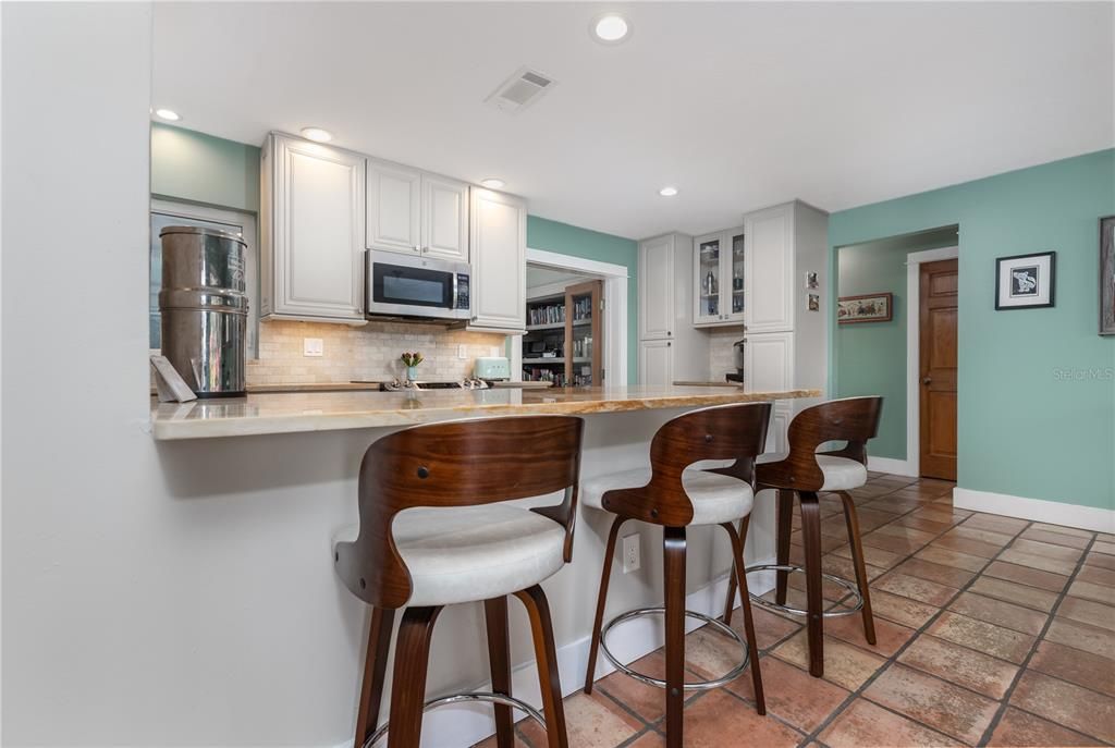 For Sale: $1,100,000 (3 beds, 2 baths, 1658 Square Feet)