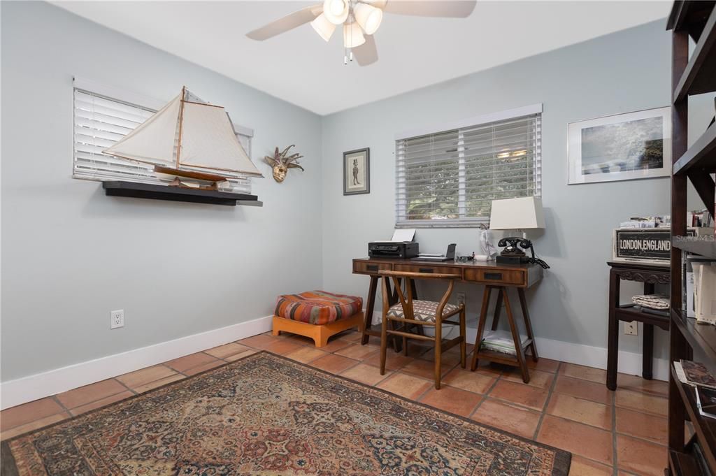 For Sale: $1,100,000 (3 beds, 2 baths, 1658 Square Feet)