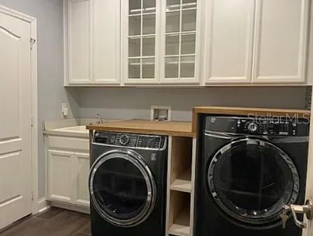 Activo con contrato: $800,000 (5 camas, 5 baños, 3820 Pies cuadrados)