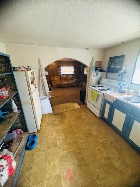 En Venta: $177,900 (2 camas, 1 baños, 724 Pies cuadrados)