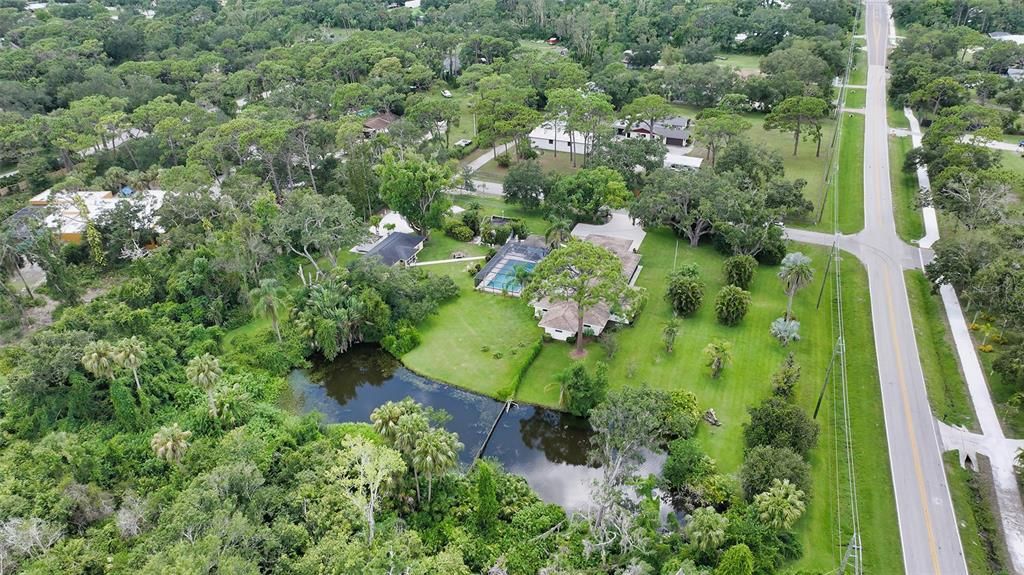 Activo con contrato: $999,000 (5 camas, 3 baños, 3470 Pies cuadrados)