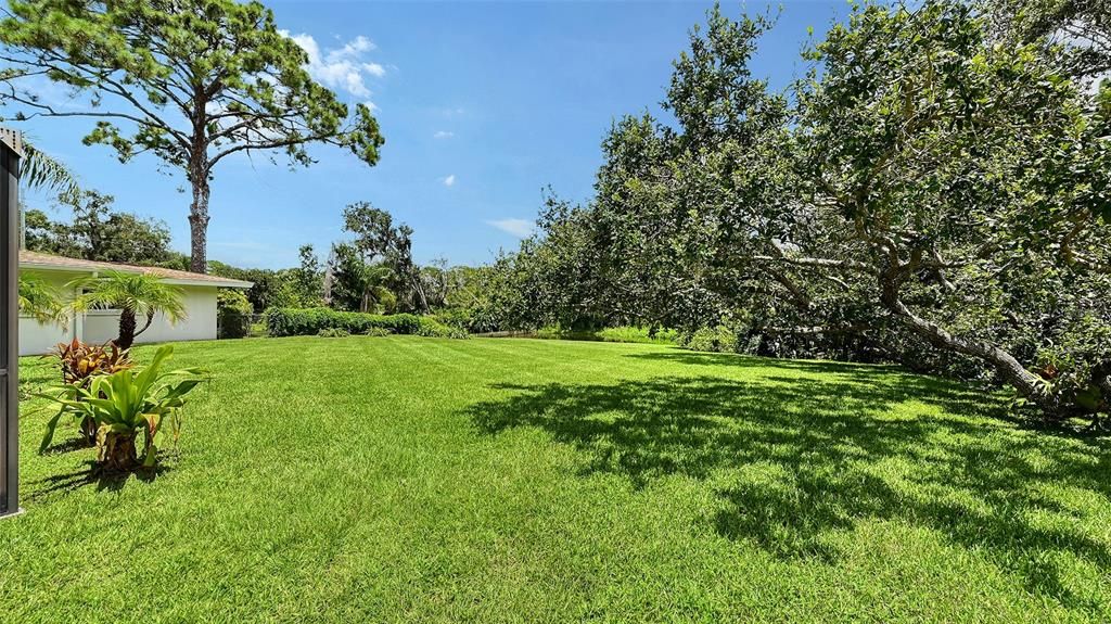 Activo con contrato: $999,000 (5 camas, 3 baños, 3470 Pies cuadrados)