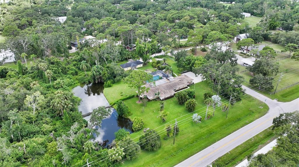 Activo con contrato: $999,000 (5 camas, 3 baños, 3470 Pies cuadrados)
