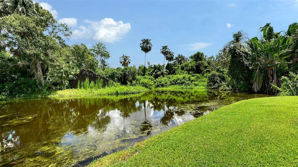 Activo con contrato: $999,000 (5 camas, 3 baños, 3470 Pies cuadrados)