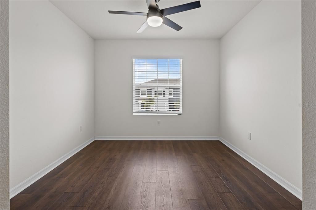Activo con contrato: $299,900 (3 camas, 2 baños, 1673 Pies cuadrados)