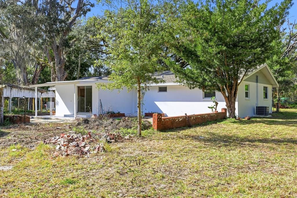На продажу: $390,000 (4 спален, 2 ванн, 1839 Квадратных фут)