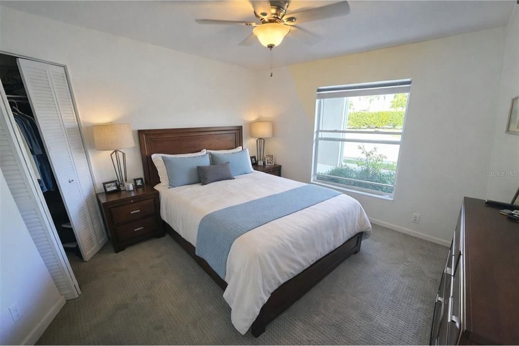 For Rent: $1,900 (2 beds, 2 baths, 1300 Square Feet)
