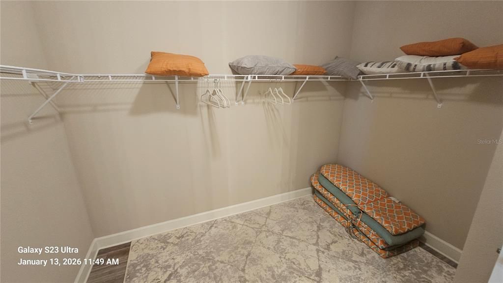 En Renta: $3,100 (3 camas, 2 baños, 2216 Pies cuadrados)