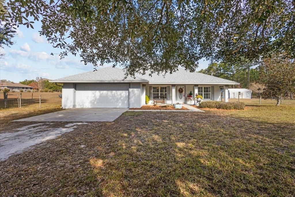 Recently Sold: $399,900 (3 beds, 2 baths, 1711 Square Feet)