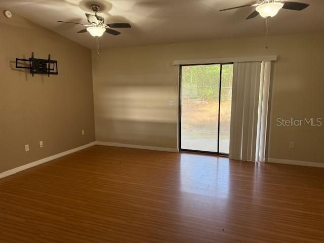 Activo con contrato: $169,500 (3 camas, 2 baños, 1333 Pies cuadrados)