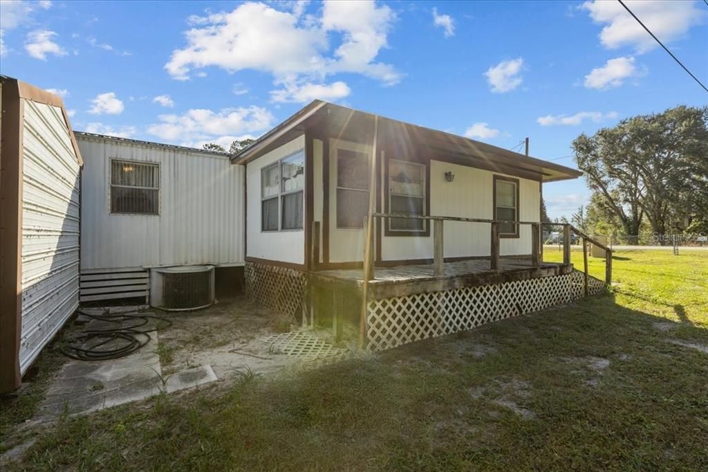 For Sale: $140,000 (3 beds, 2 baths, 784 Square Feet)