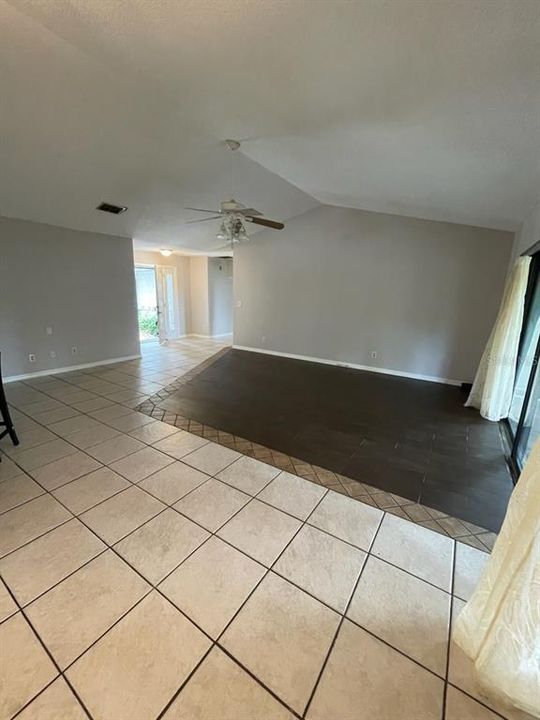 Active With Contract: $1,775 (3 beds, 2 baths, 1492 Square Feet)