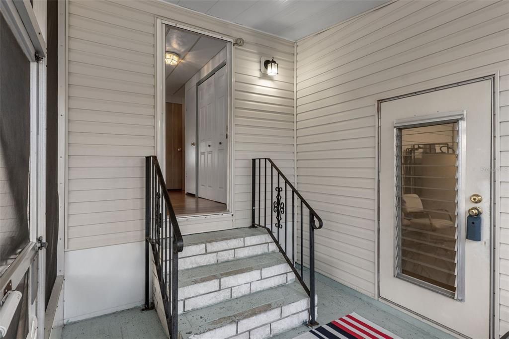 For Sale: $139,900 (2 beds, 2 baths, 1152 Square Feet)