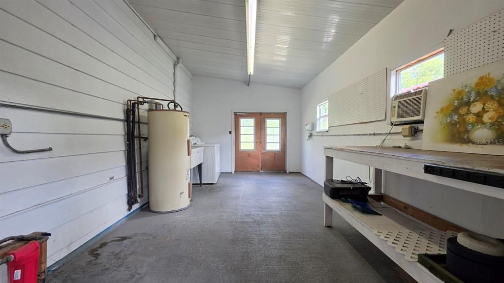 For Sale: $139,900 (2 beds, 2 baths, 1152 Square Feet)