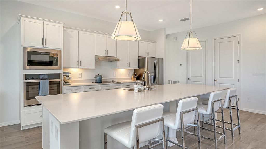 For Rent: $11,500 (3 beds, 3 baths, 2799 Square Feet)
