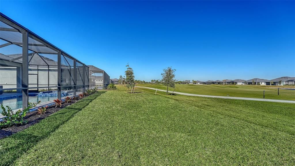 For Rent: $11,500 (3 beds, 3 baths, 2799 Square Feet)
