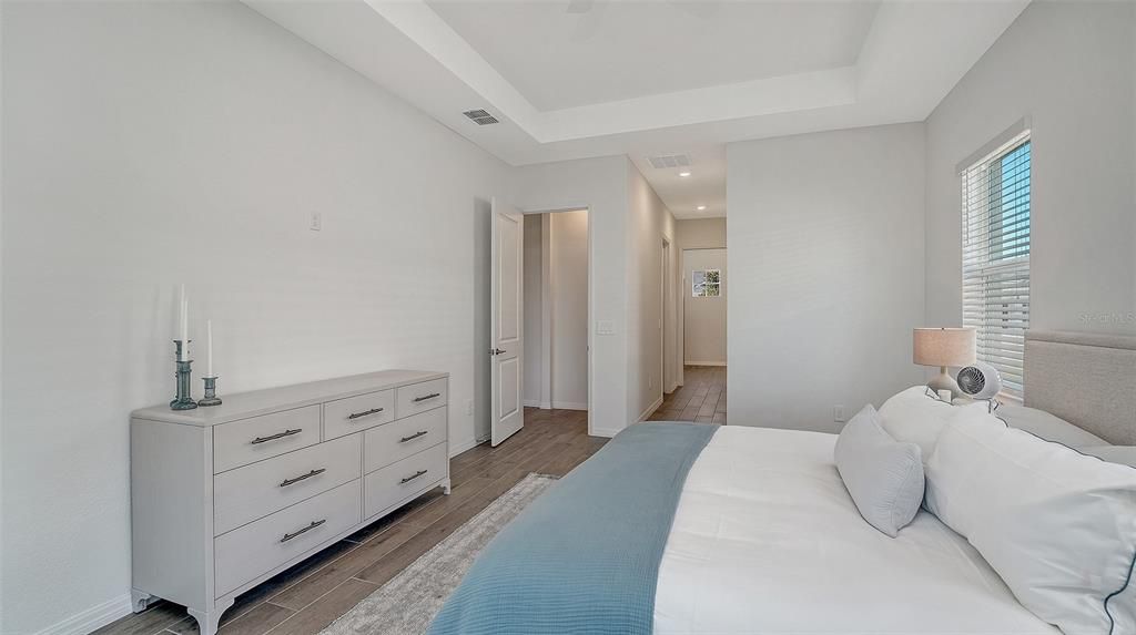 For Rent: $11,500 (3 beds, 3 baths, 2799 Square Feet)